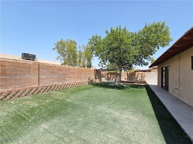 Building Photo - 6346 Bullion Blvd