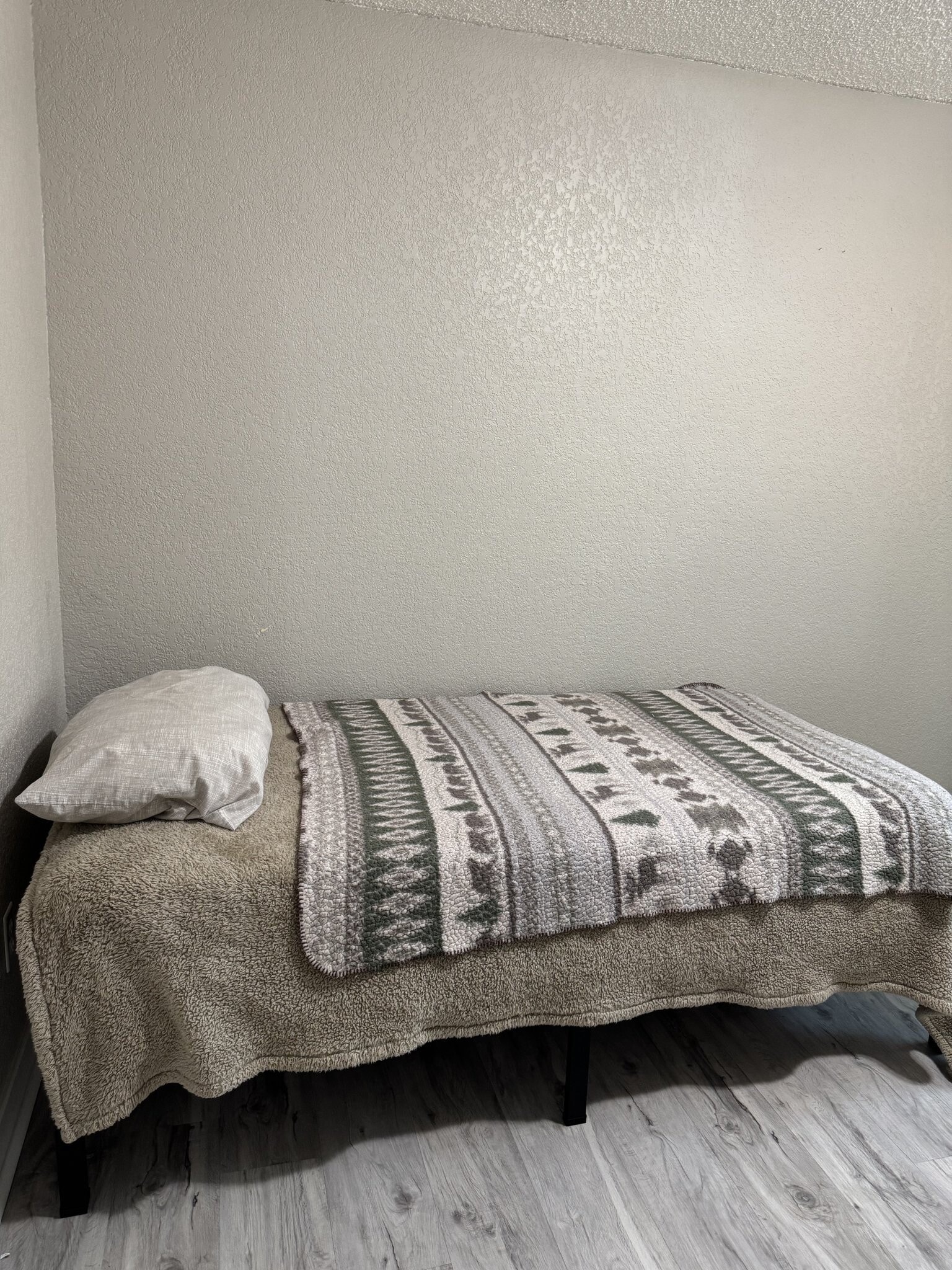 Building Photo - 10302 141st St Ct E