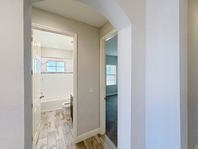 Building Photo - 11220 Fish Eagle Dr