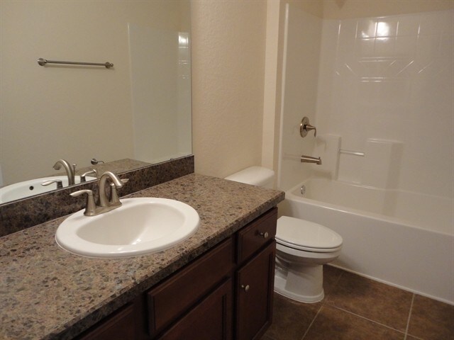 Building Photo - 14207 Edinburgh Moor Dr