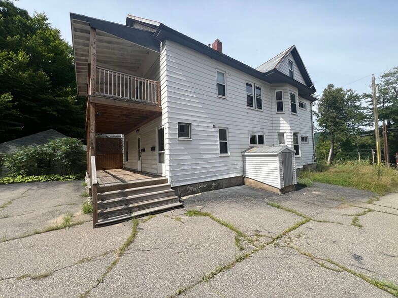 Building Photo - 325 Penobscot St