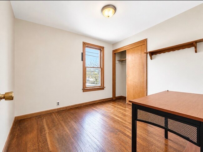 Building Photo - 16 Highland Ave