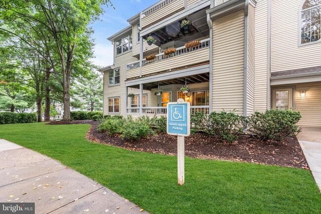 Building Photo - 103 Claridge Ct