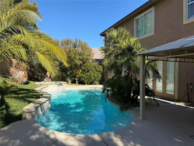 Building Photo - 605 Runbridge St