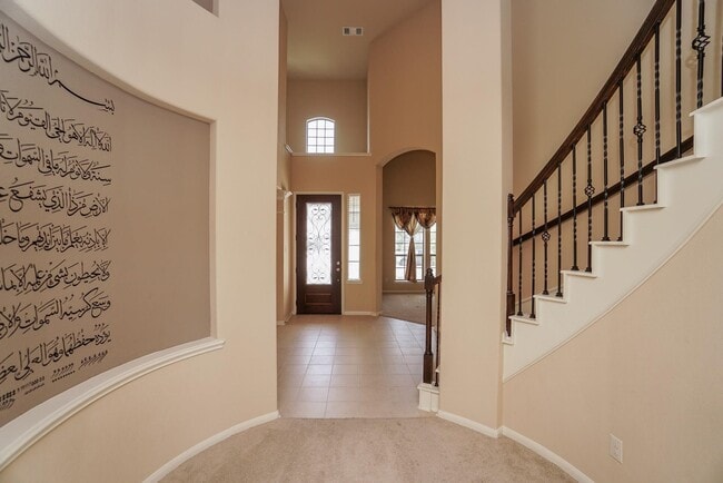 Building Photo - 215 Promenade Estates Ln