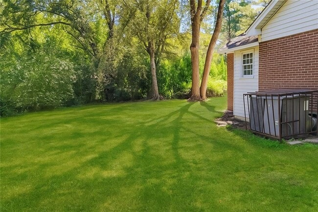 Building Photo - 2675 Bonnie Ave