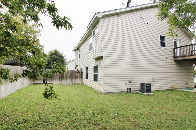 Building Photo - Large Deck off Living Room / Fridge Included /Located Between Gruene & Downtown New Braunfels /CISD