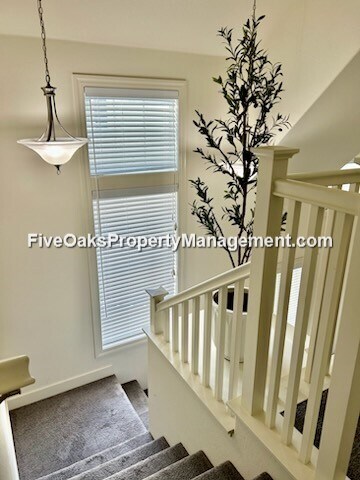 Building Photo - 1208 Lavande Dr