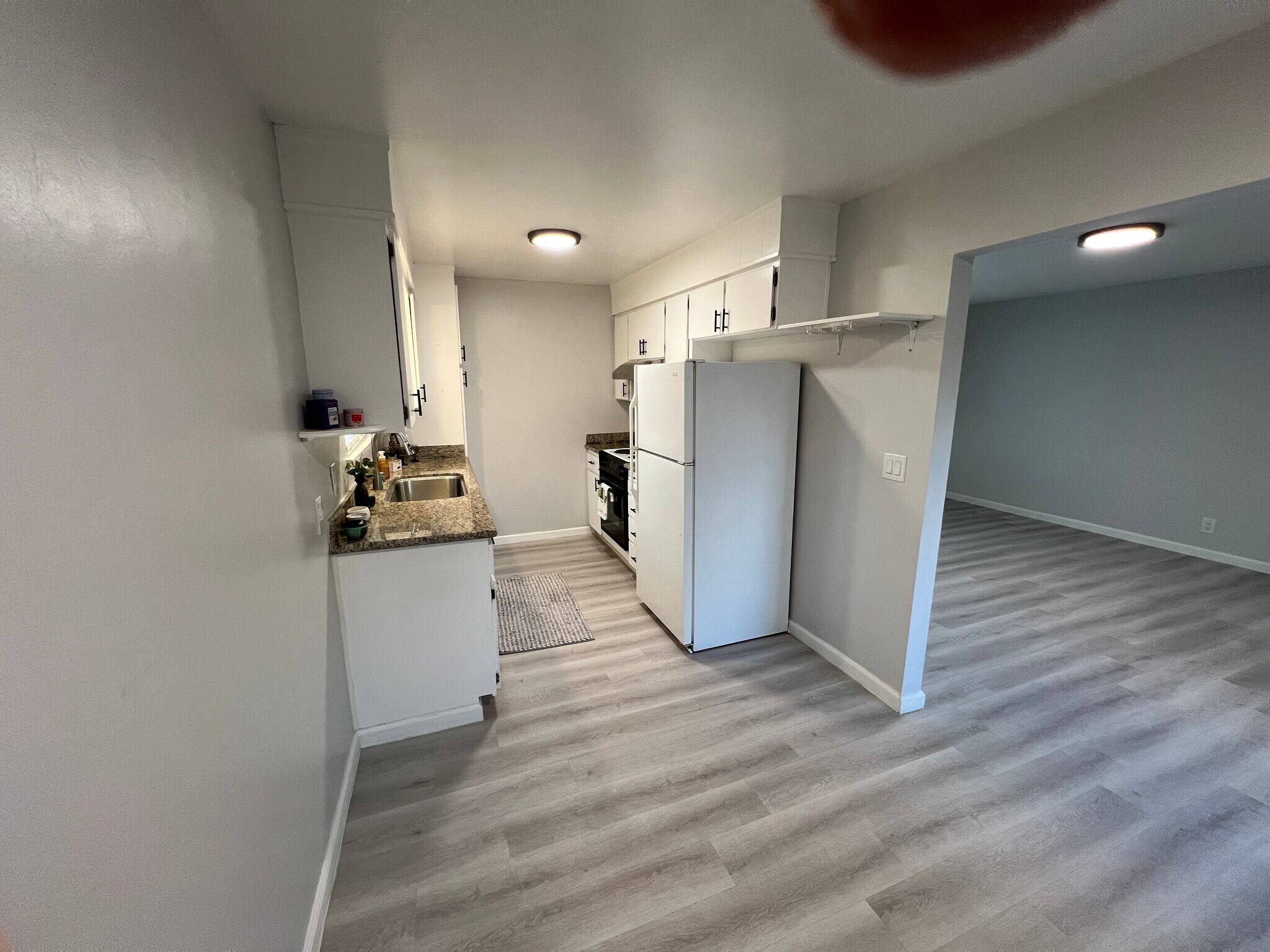 Building Photo - 661 Chemeketa Dr