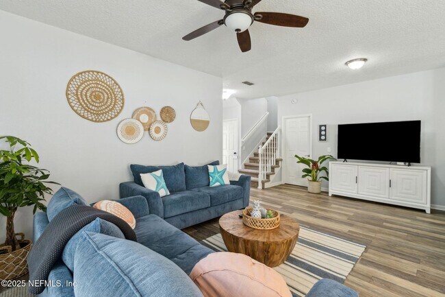 Building Photo - 95152 Cypress Trail