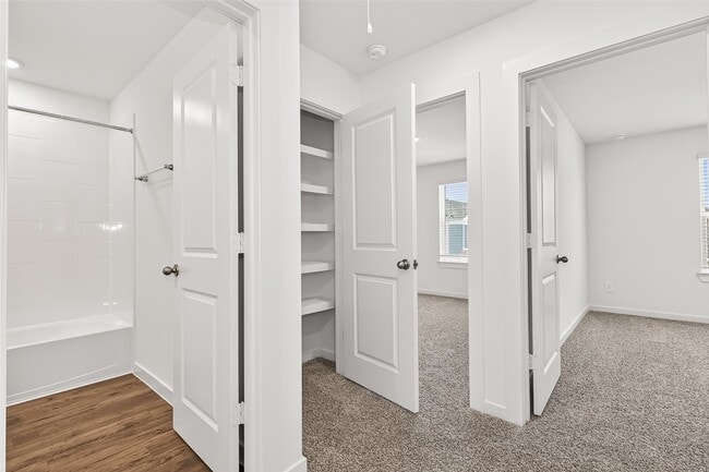 Building Photo - 3523 Adelie Ln