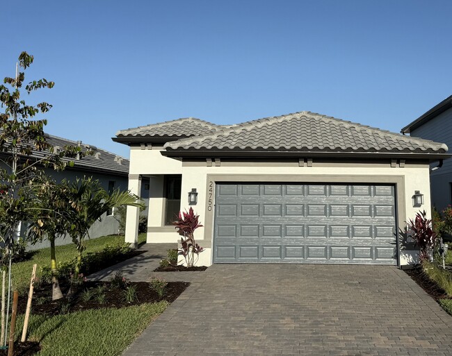 Building Photo - 24750 Marina Del Ray Dr