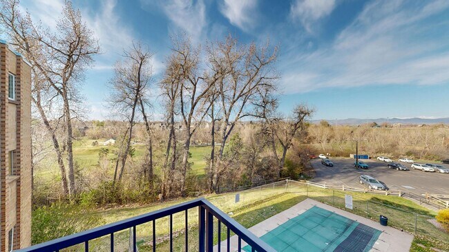 Building Photo - Adorable 1 bedroom condo with mountain views