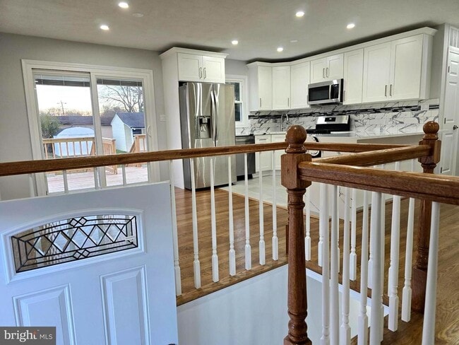 Building Photo - 4813 Lawrence St