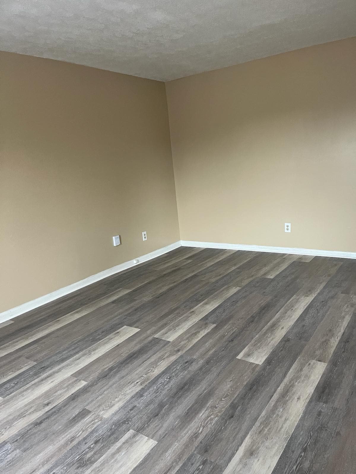 Building Photo - 1722 Shiloh Dr