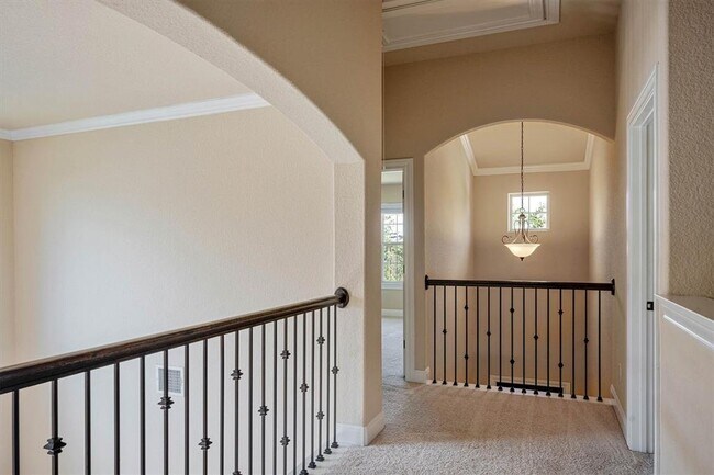 Building Photo - 5809 Viejo Dr