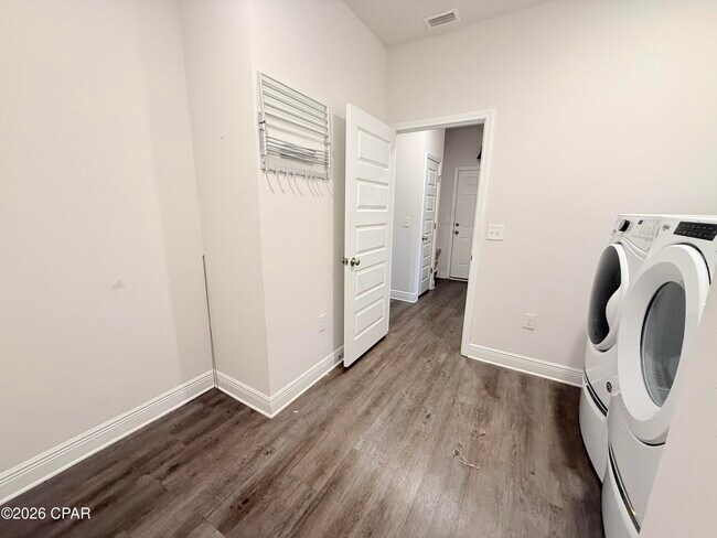 Building Photo - 453 Albert Meadow Ln