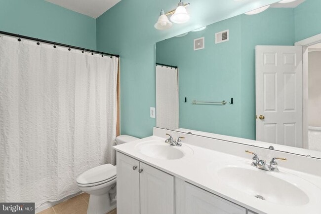 Building Photo - 3675 Spring Hollow Ln