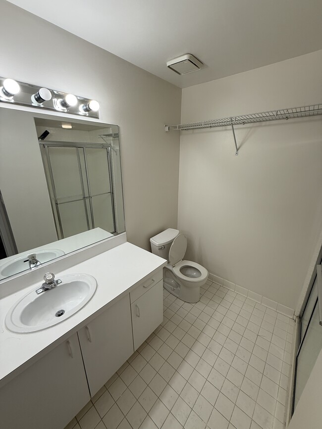 Building Photo - 30414 Orchard Lake Rd