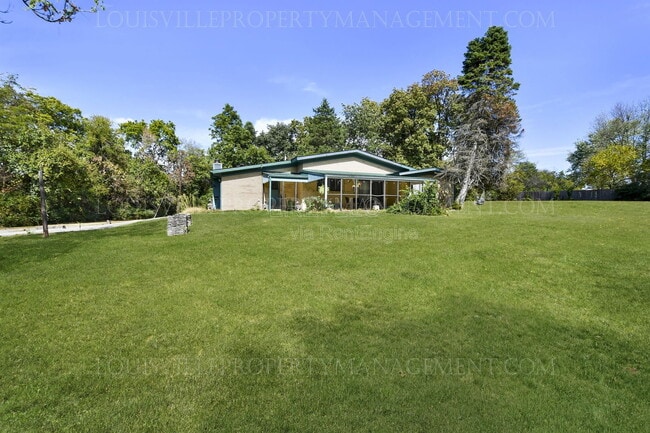 Building Photo - 6220 Applegate Ln