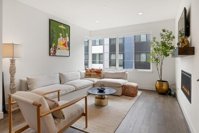 Building Photo - 26627 NE Boyd Way