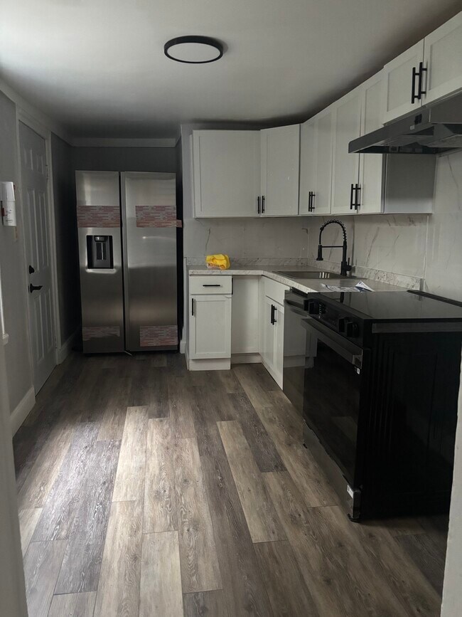 Building Photo - 1724 Cotton St