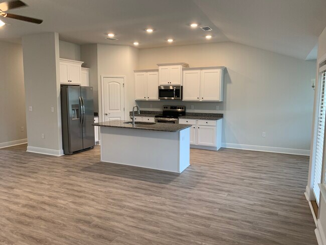 Building Photo - 1329 Makaira Dr