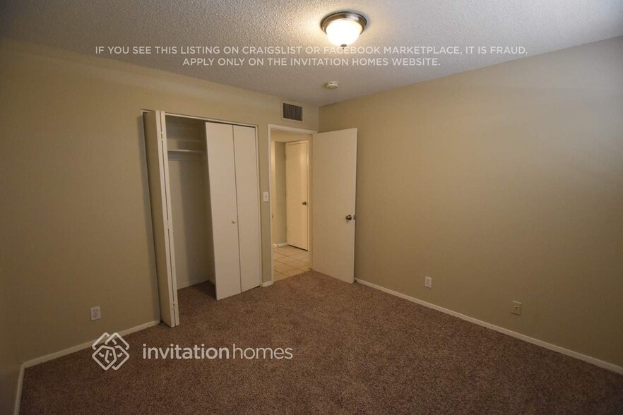 Building Photo - 1754 W 2nd St