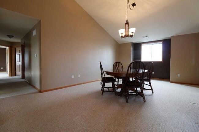 Building Photo - 7407 Granite Way
