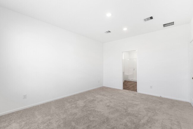 Building Photo - 27219 Henley Rdg Dr