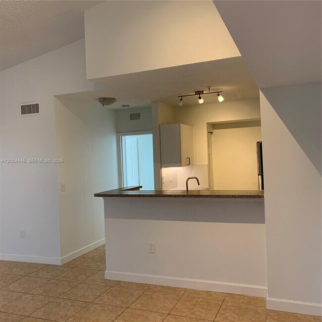 Building Photo - 2200 E Preserve Way