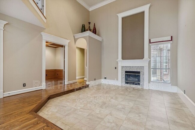 Building Photo - 5004 Seville Ln