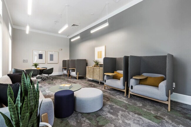 Building Photo - 1890 Sweetbroom Cir