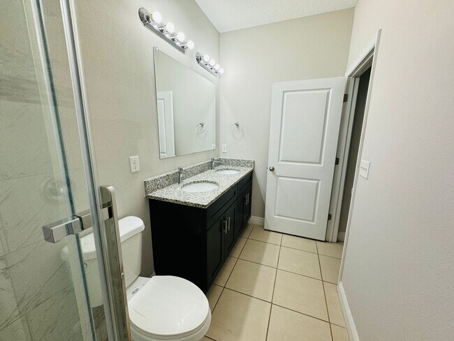 Building Photo - Spacious 4BR/2BA Home with Modern Upgrades – Rent Ready!!!