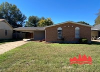 Building Photo - 4735 Chevron Rd