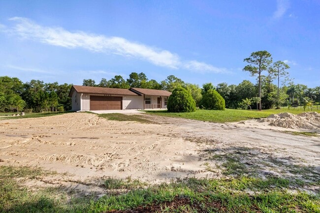 Building Photo - 4355 Avocado Blvd