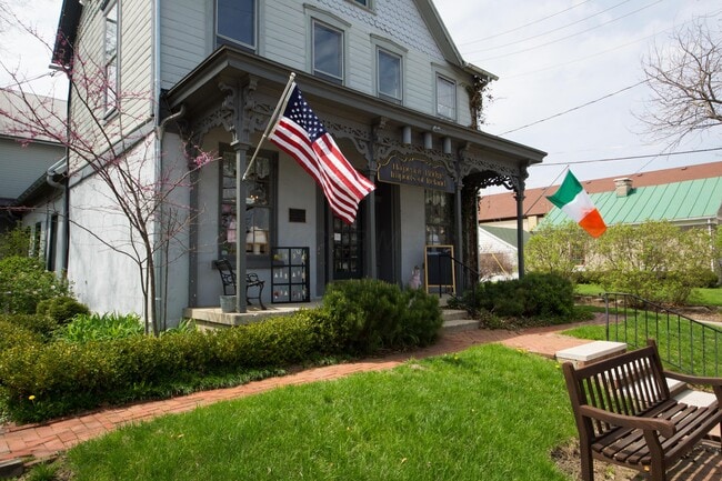 Building Photo - 4186 McCune Ave