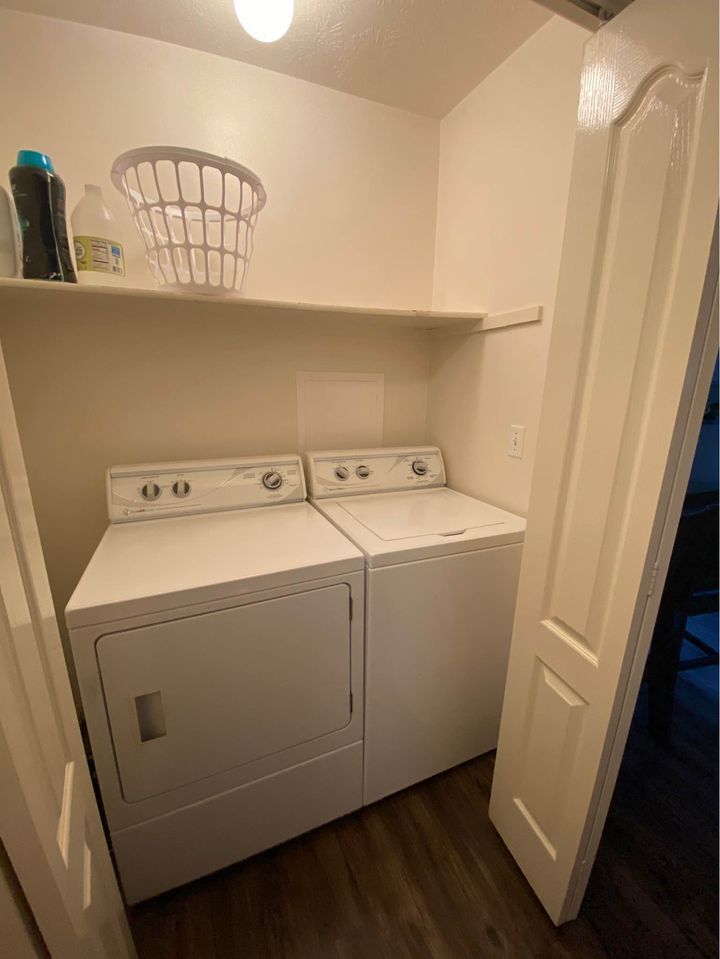 Laundry Room - 1178 E 300 S