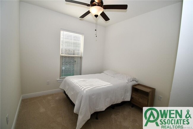 Building Photo - 3299 Fairwood Ln