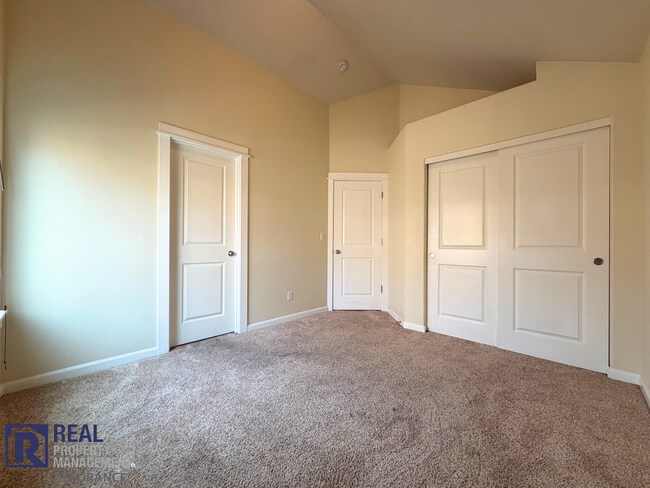 Building Photo - 16108 SW Gage Ln