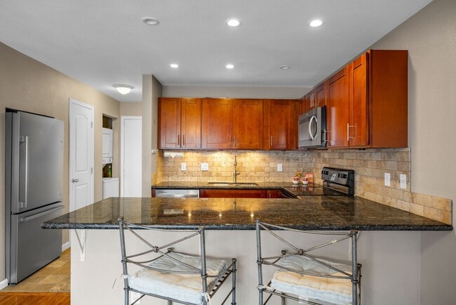 Building Photo - Maui Lani Terraces D-204 – Furnished 1 Bed...