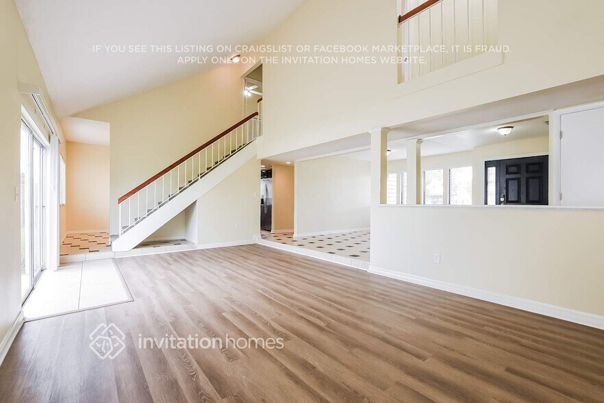 Building Photo - 3741 Linsbury St