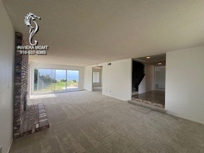 Building Photo - 5 bedroom 4 bath in Rancho Palos Verdes