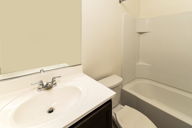 Building Photo - 480 W White Sands Dr