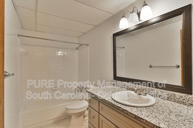Building Photo - 1304 Suber St