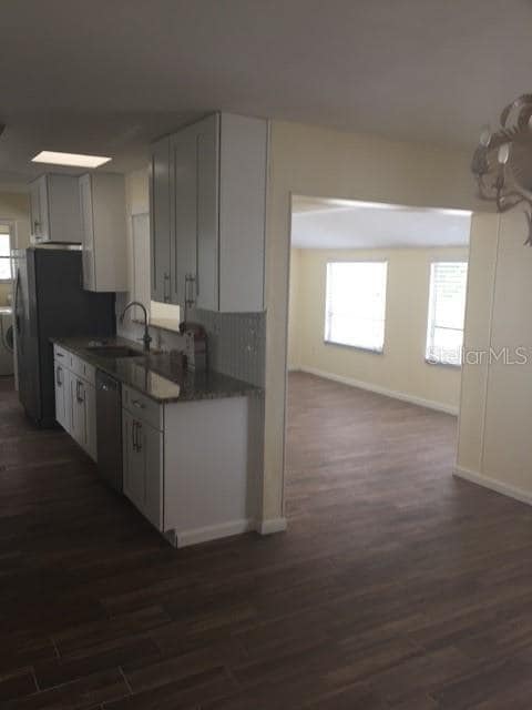 Building Photo - 705 Cypress Pl