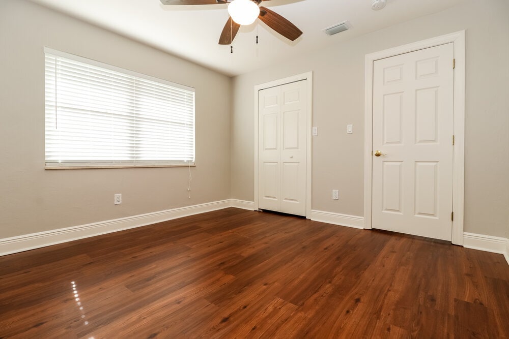 Building Photo - 2228 Treehaven Cir