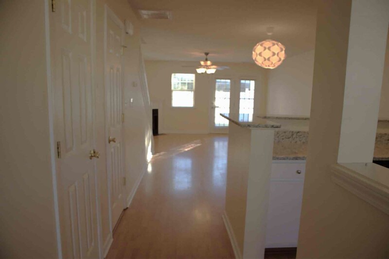 Building Photo - 1119 Oak Blossom Way