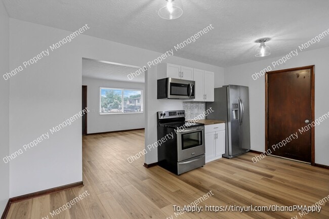 Building Photo - 2126 Sari Lynn Ct