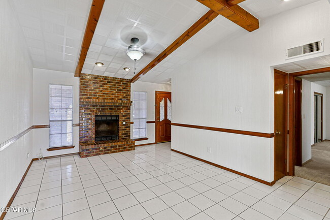 Building Photo - 3593 Breckenridge Dr